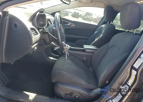 2015 Chrysler 200 Limited z USA, uszkodzony, nr VIN 1C3CCCAB7FN666973